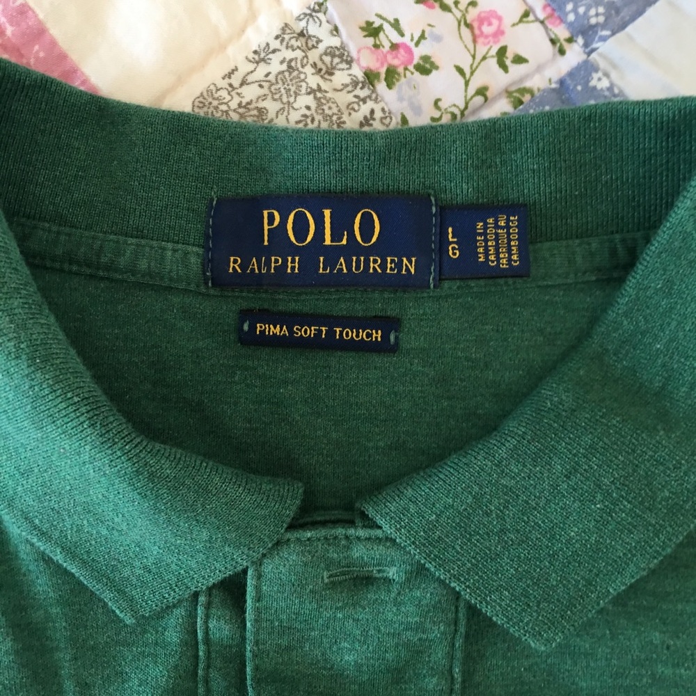 Men’s Polo size large